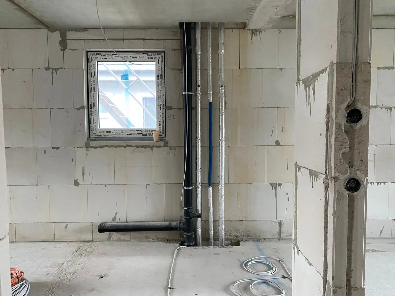 Fertigstellung Bodenplatte und Rohbaubeginn durch Triwex immobilien und Baumanagement GmbH