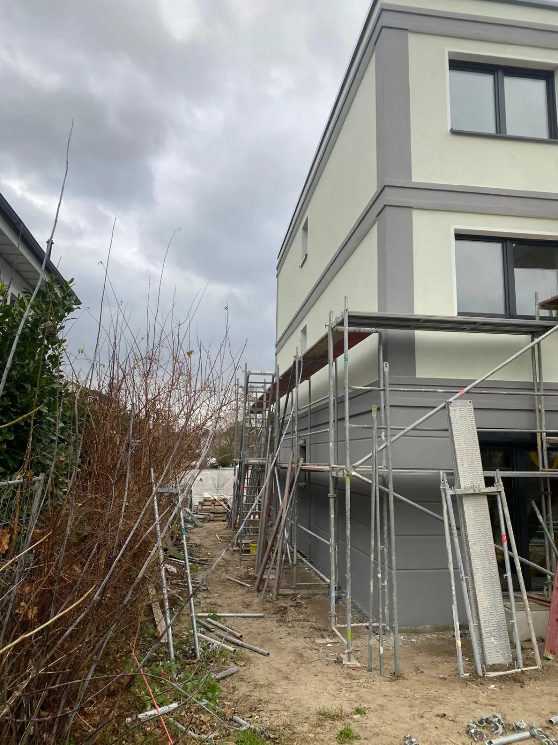 Fertigstellung Bodenplatte und Rohbaubeginn durch Triwex immobilien und Baumanagement GmbH
