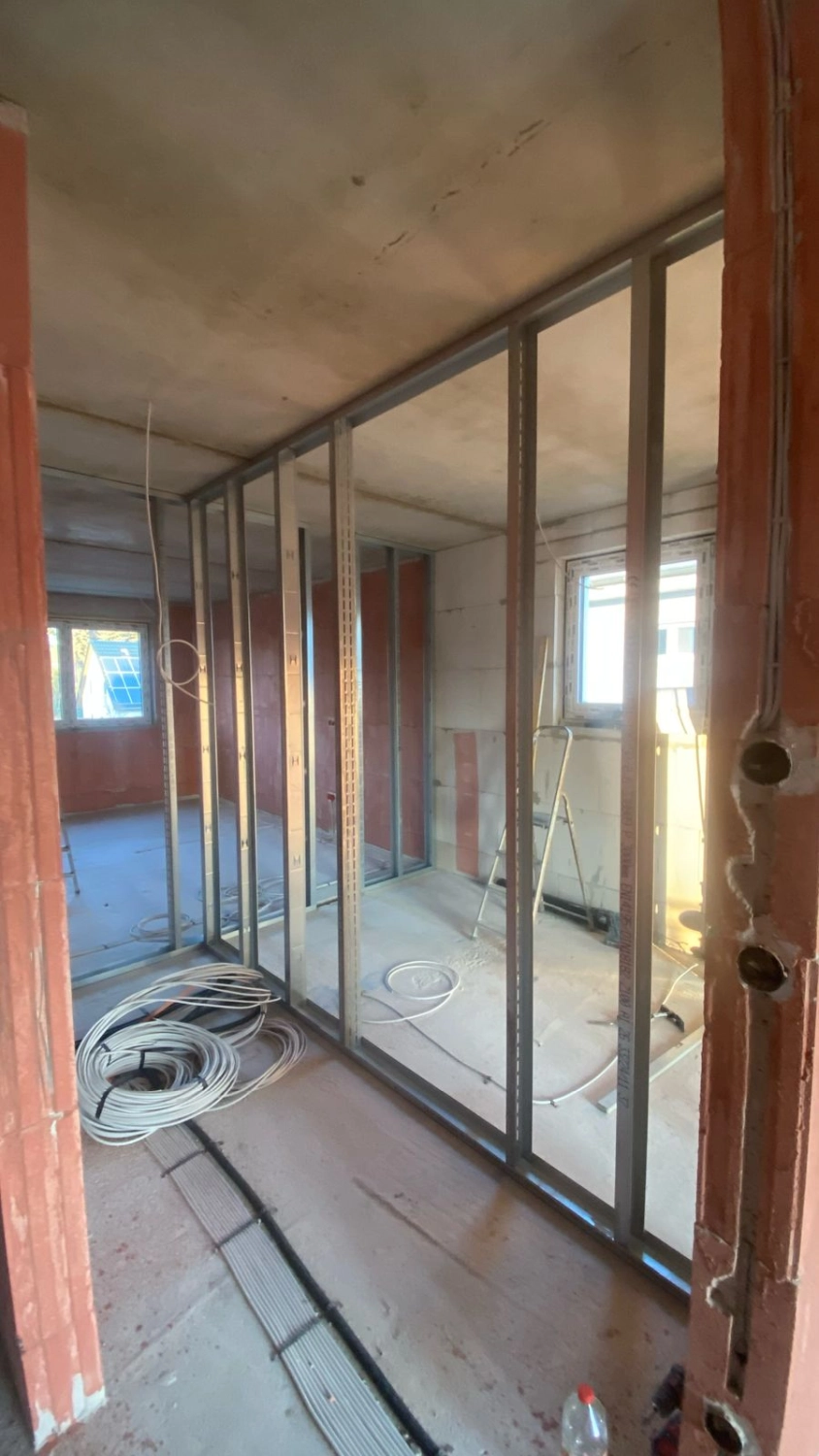 Fertigstellung Bodenplatte und Rohbaubeginn durch Triwex immobilien und Baumanagement GmbH